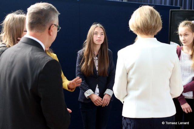 2015-10-16-122136-canon eos 700d